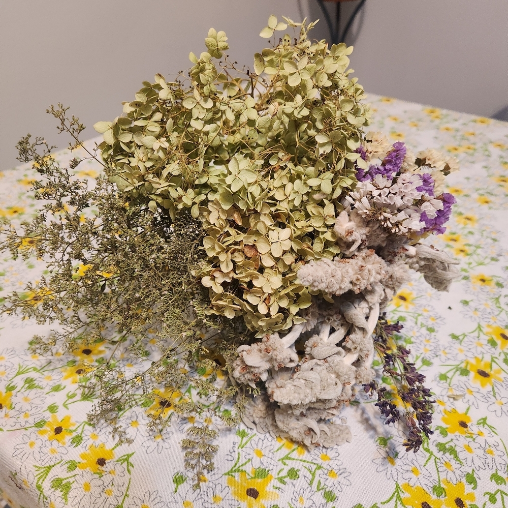 Real Fragile Dried Flower Aromatic Bouquet
